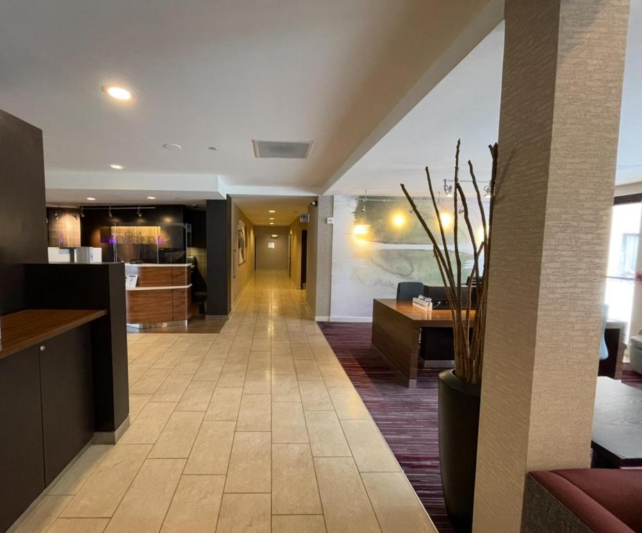 Kuchyň nebo kuchyňský kout v ubytování Courtyard by Marriott Fishkill