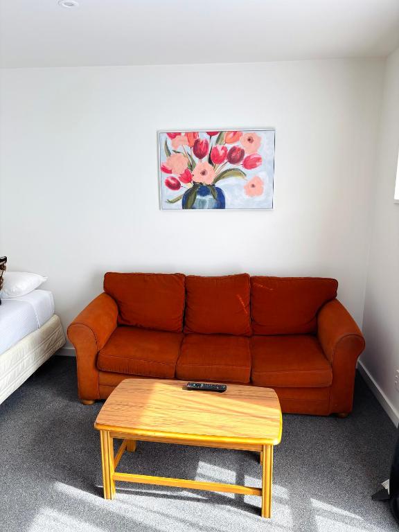 Bush Inn Court Motel - Resim 14