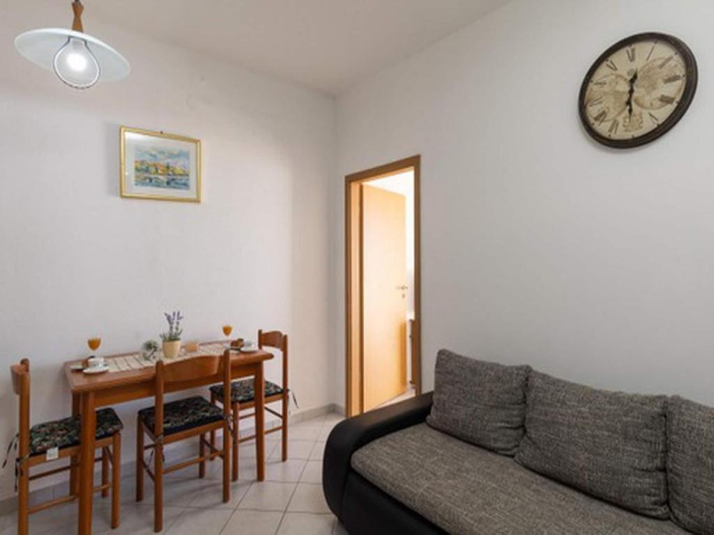House Ra ica - One Bedroom Apartment with Terrace and Sea view 2