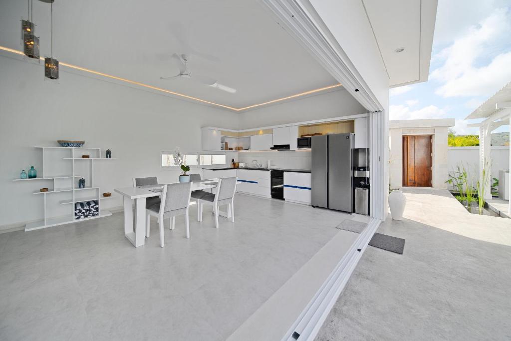 Tropik Resort Lombok - 13