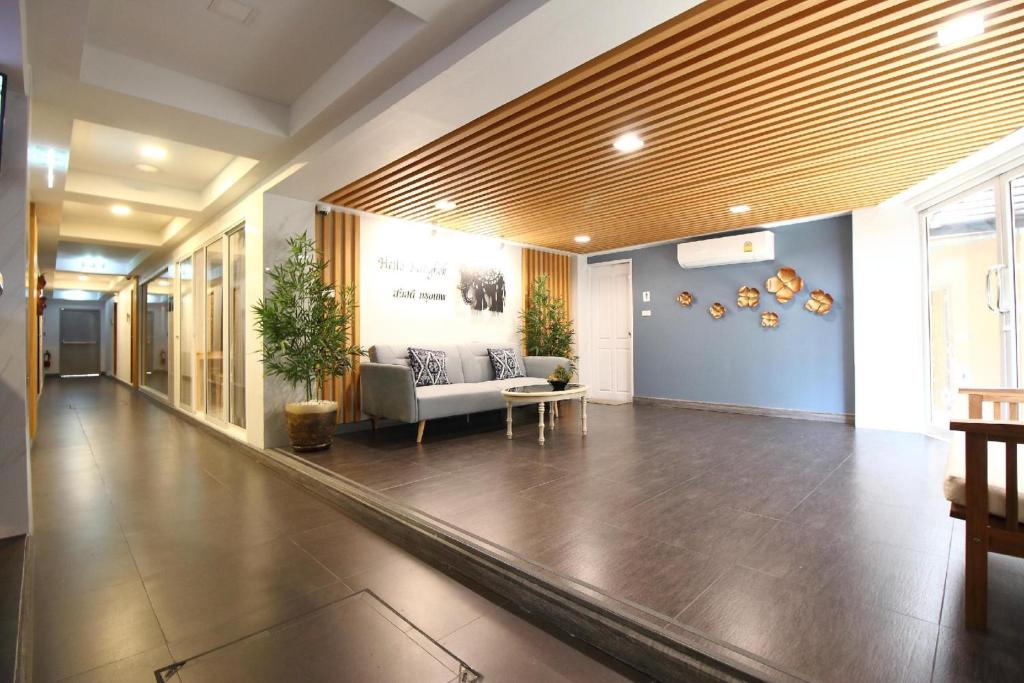 Super OYO 483 Pannee Hotel Khaosan - Resim 11