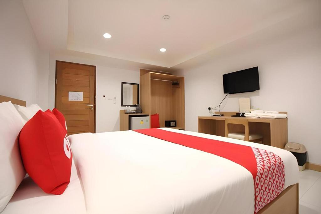 Super OYO 483 Pannee Hotel Khaosan - Resim 27