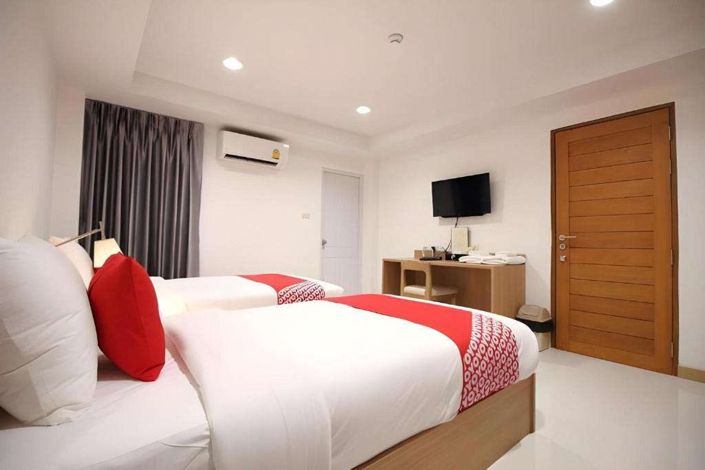 Super OYO 483 Pannee Hotel Khaosan - Resim 30