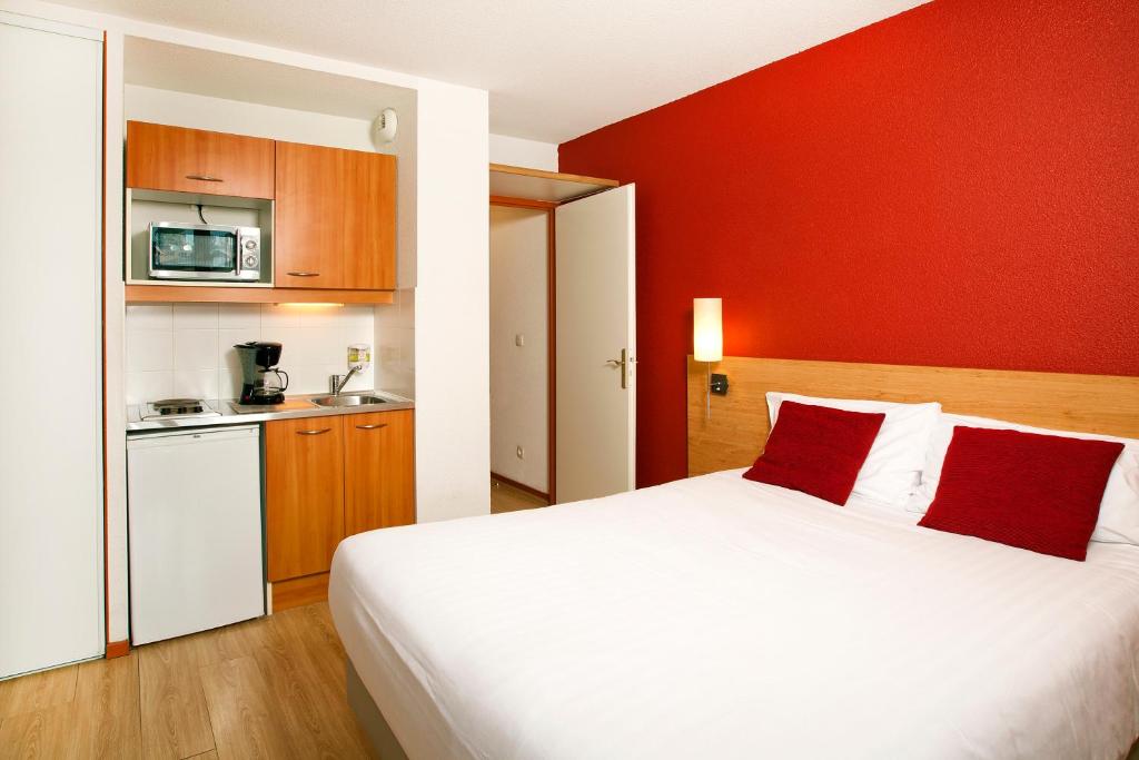 Séjours & Affaires Genève Saint Genis - Studio (2 Adults)
