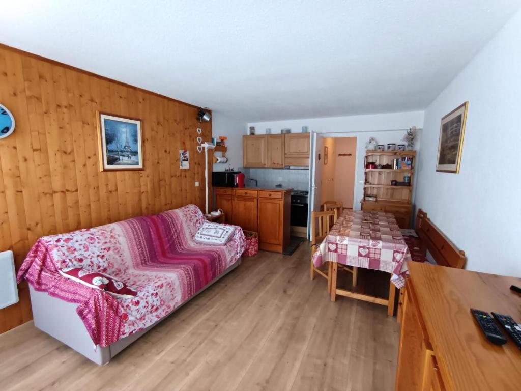 Posedenie v ubytovaní Résidence Chamoisiere - Grand studio 4 personnes MAE-8494