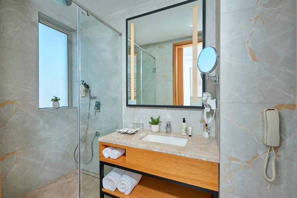 Koupelna v ubytování Iris Sarovar Portico