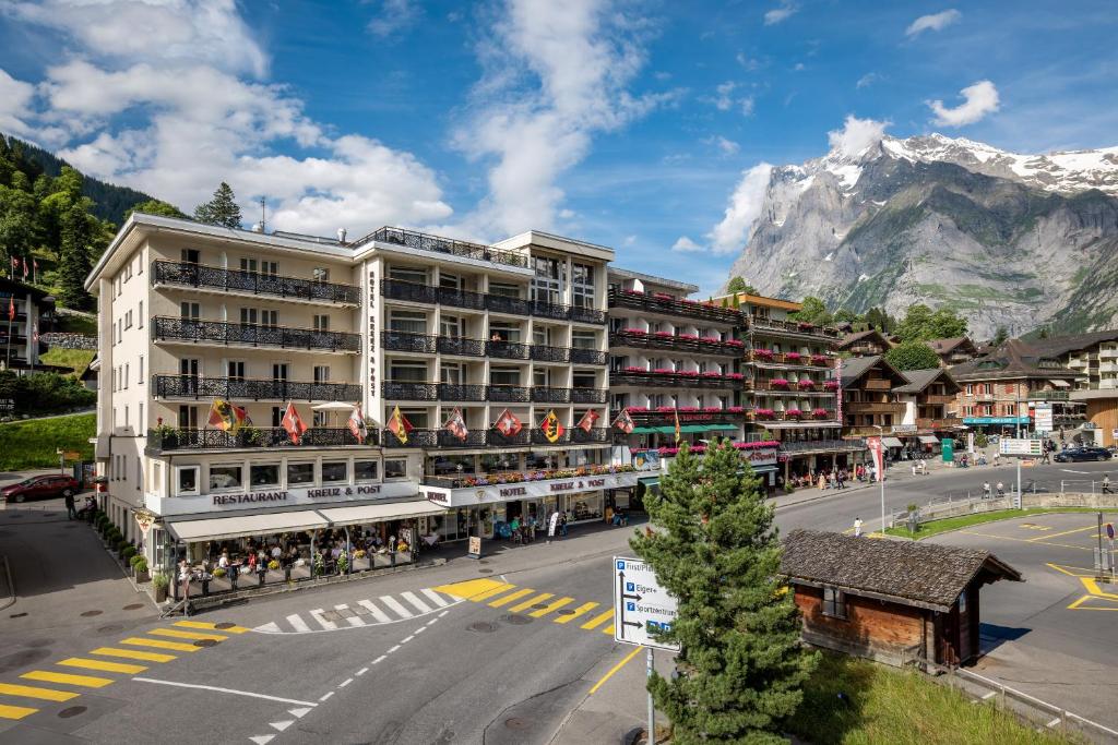 Nespecifikovaný výhled na hory nebo výhled na hory při pohledu z hotelu