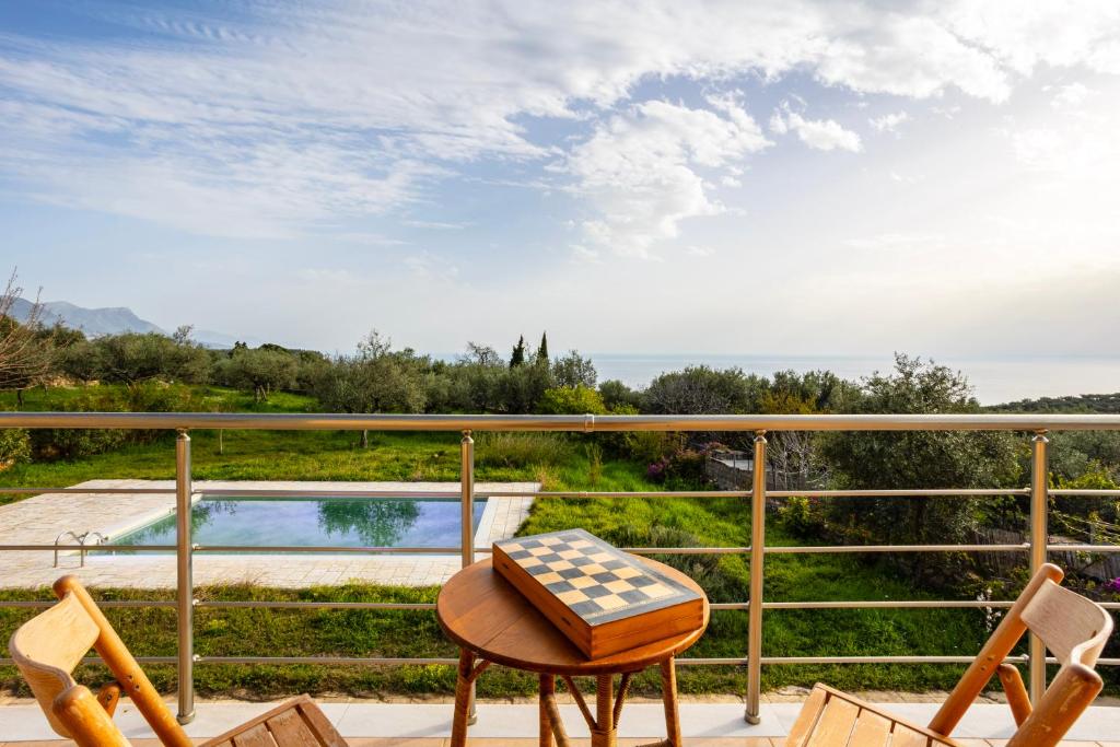 Πισίνα στο ή κοντά στο Villa Eleni - Private Pool Bliss near Kardamili