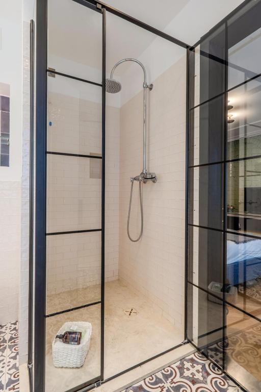 Koupelna v ubytování Case Ospitali, KS-Suites
