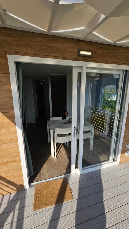 Balkón nebo terasa v ubytování Belvedere Clusane Camping