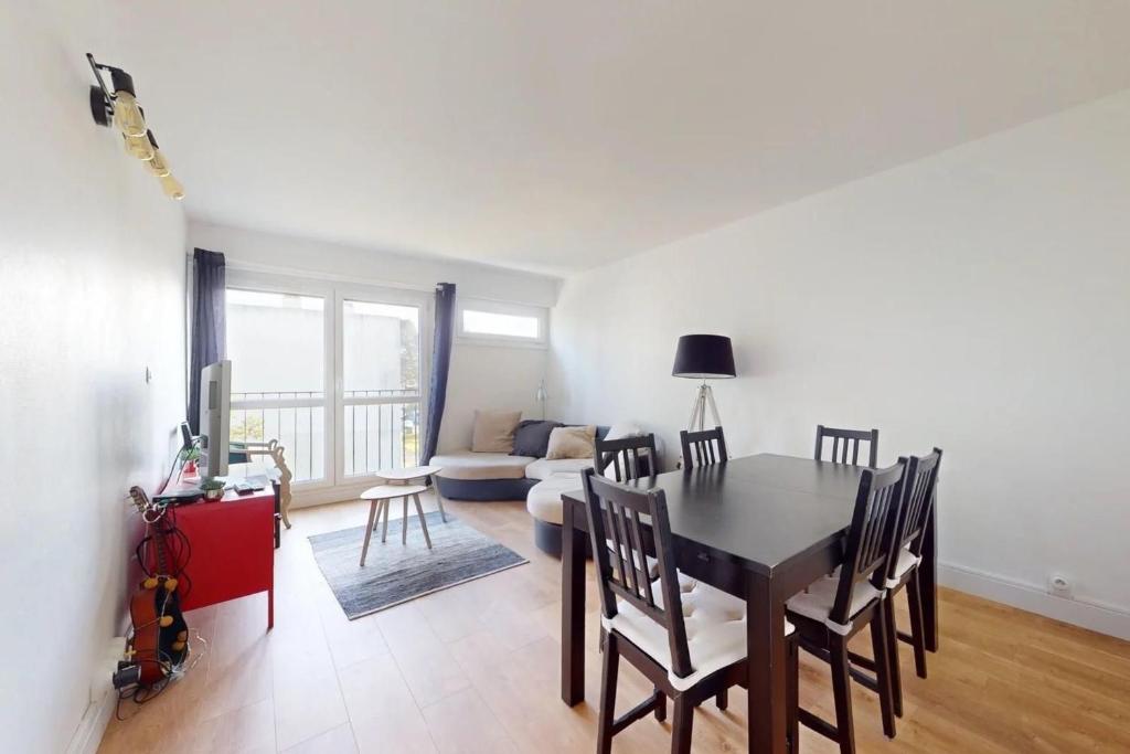 Photo de la galerie de l'établissement 4-rooms apartment with parking in Nantes, à Nantes