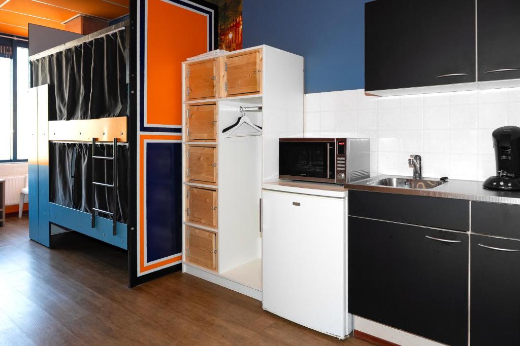 Amsterdam Teleport Hotel - Resim 29