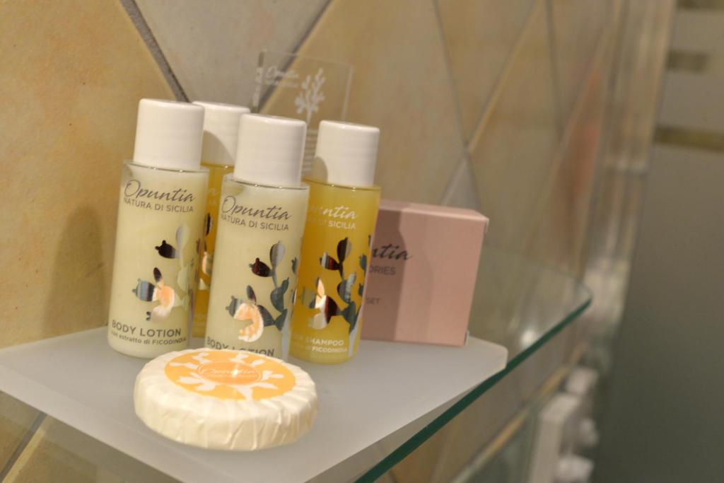 Fotografie z fotogalerie ubytování Hotel Donna Rosa v destinaci SantʼAlessio Siculo