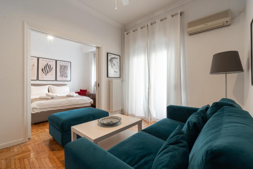 Elegant Pangrati, Athens Apartment Near Metro & Museums