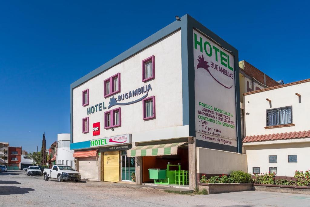 a building with a hotel on the side of it at OYO Hotel Bugambilia, San Luis Potosí in San Luis Potosí