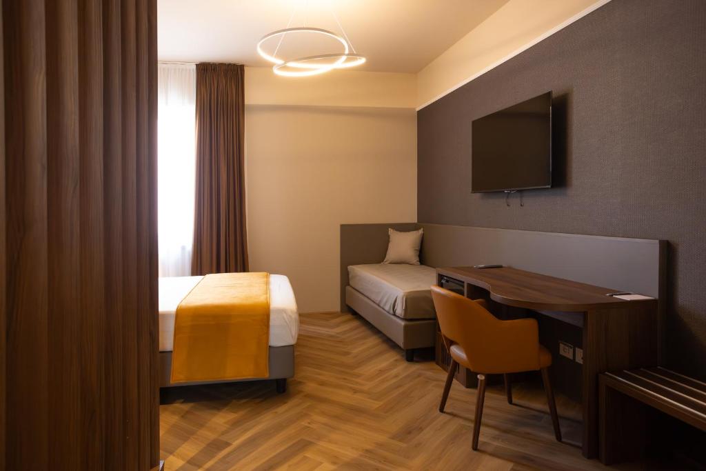 Arianna Suites Longevity - Deluxe Double Room With Bath