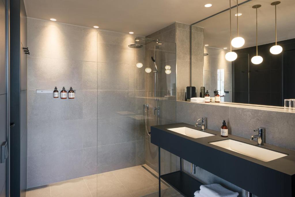 Koupelna v ubytování EmiLu Design Hotel