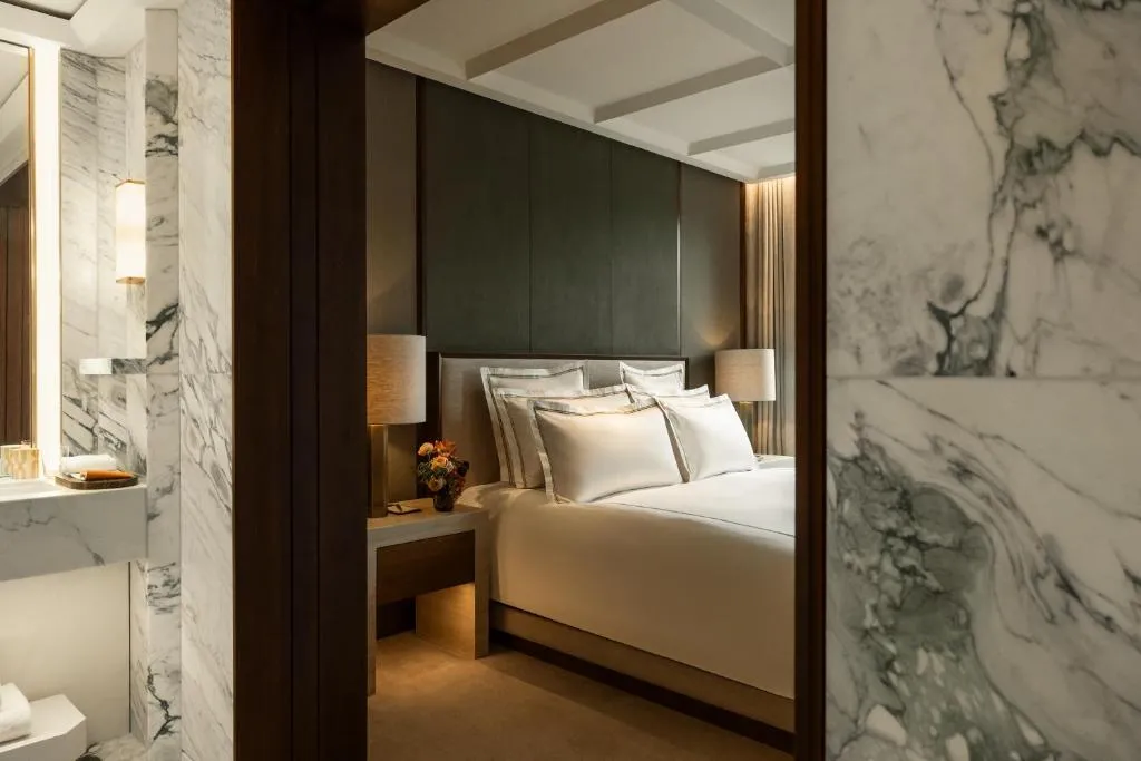Premier Grosvenor Suite