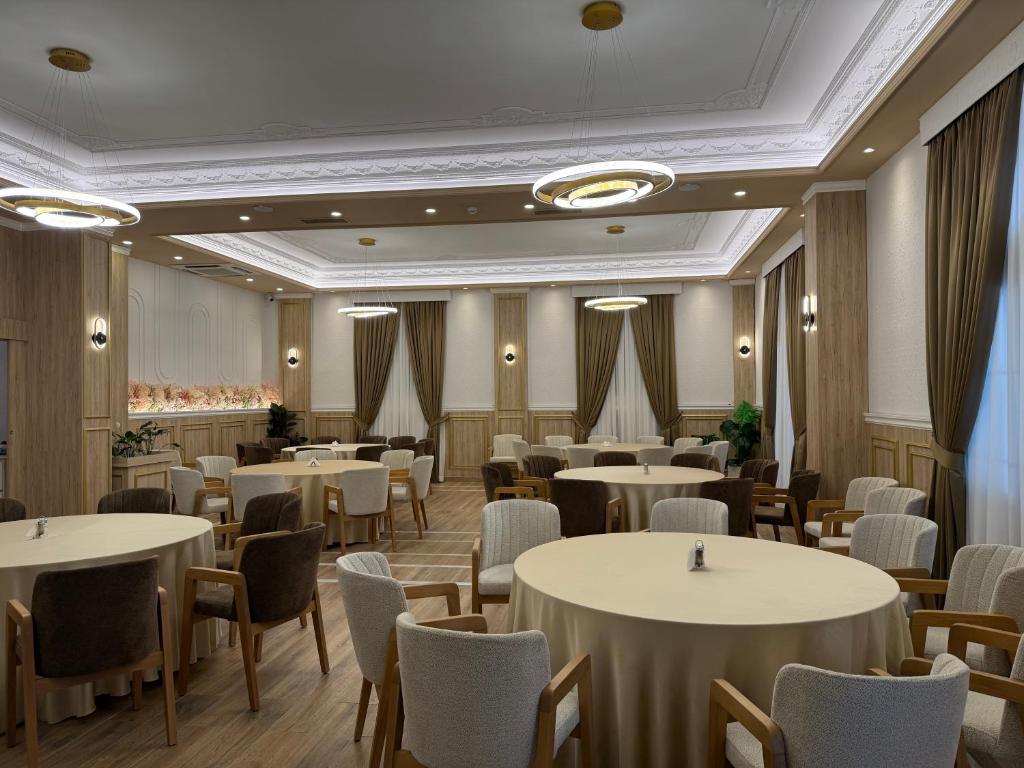 Restaurace v ubytování Hotel Colis