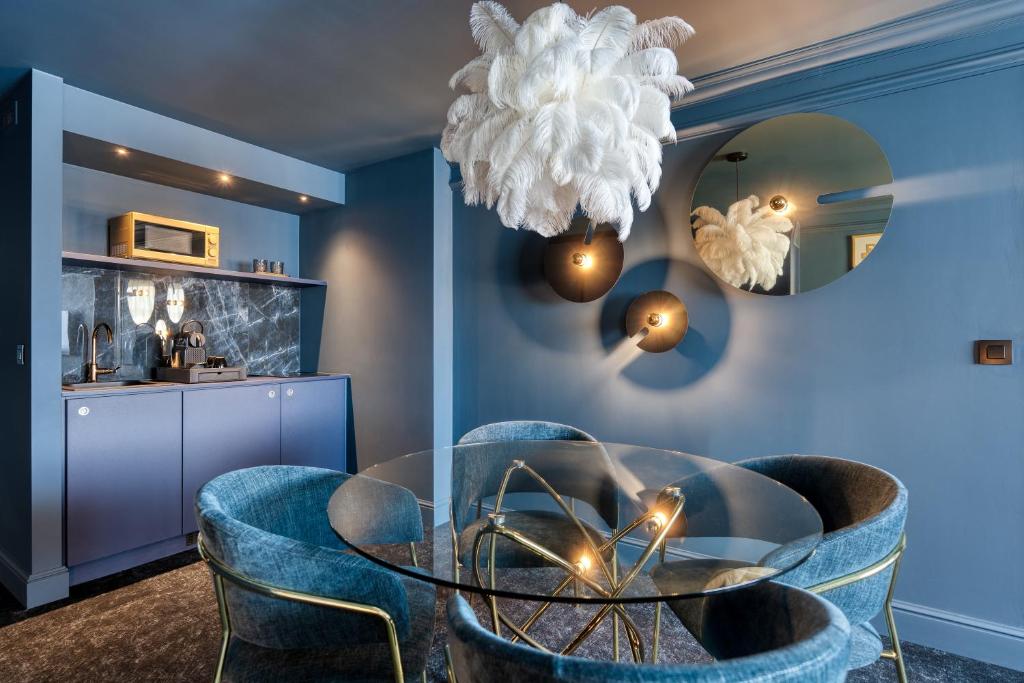 Posezení v ubytování Van der Valk Hotel Liège Congres