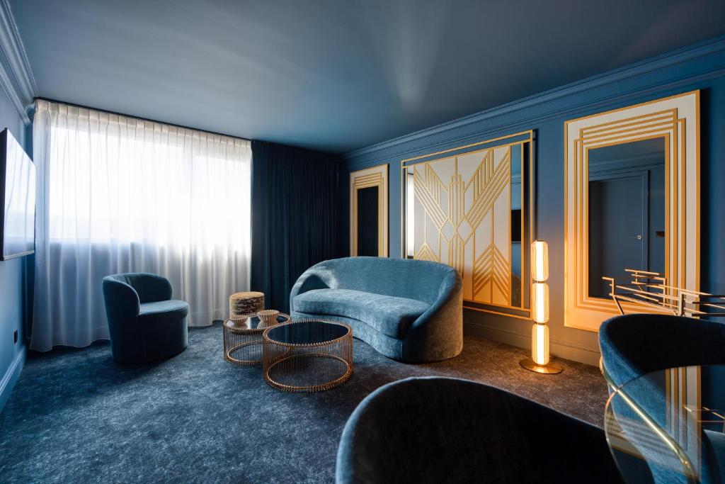 Posezení v ubytování Van der Valk Hotel Liège Congres