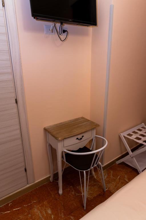 TV a/nebo společenská místnost v ubytování Apulia Concept B&B