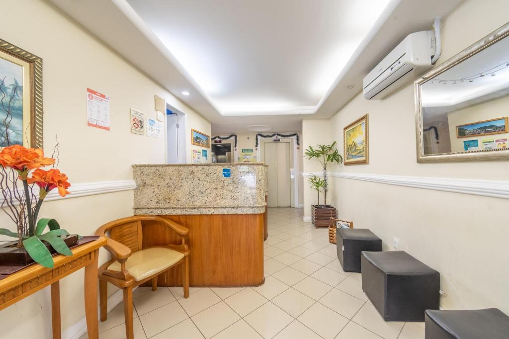 Posezení v ubytování OYO Residencial Itacuruçá Apart Hotel, Mangaratiba
