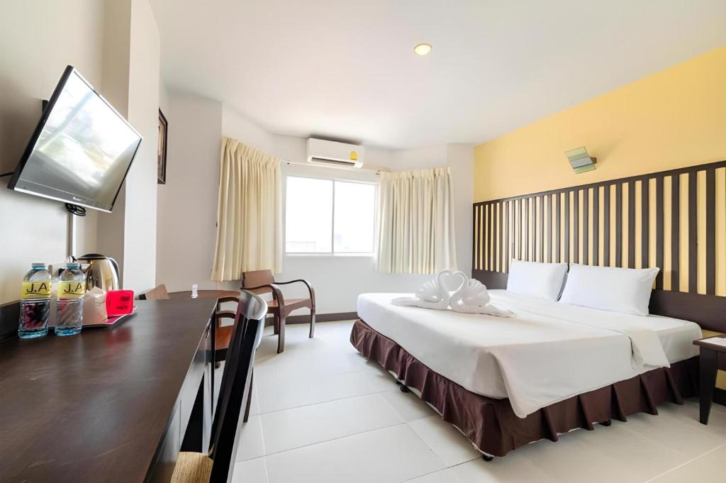 Sunday JA Plus Hotel - Resim 11