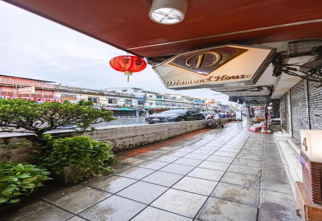 Collection O Diamond House Khaosan - Resim 30