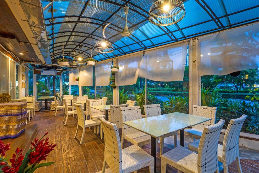 Collection O Howard Square Boutique Hotel - Resim 14