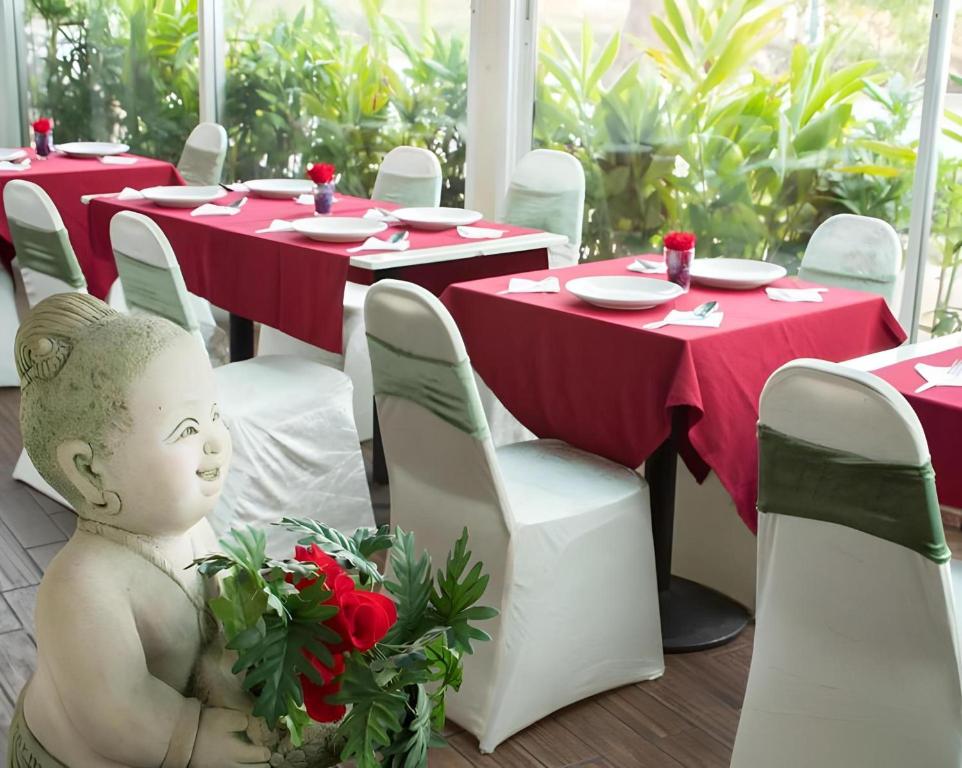 Collection O Howard Square Boutique Hotel - Resim 9