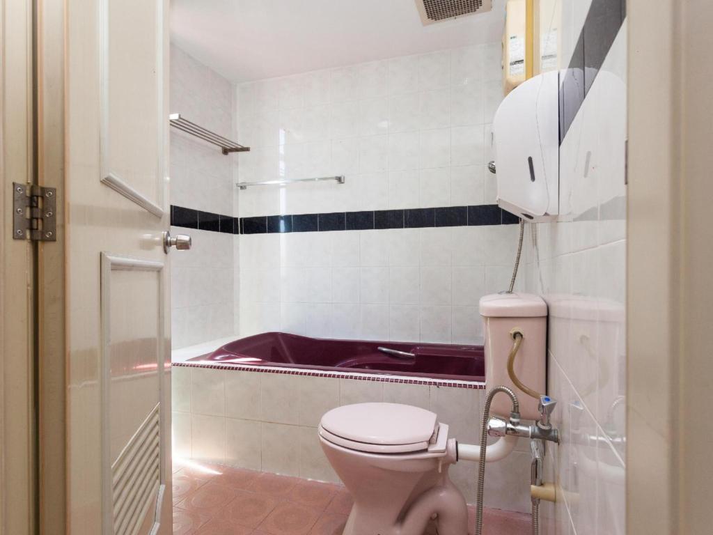 Koupelna v ubytování OYO 43915 T P Hotel