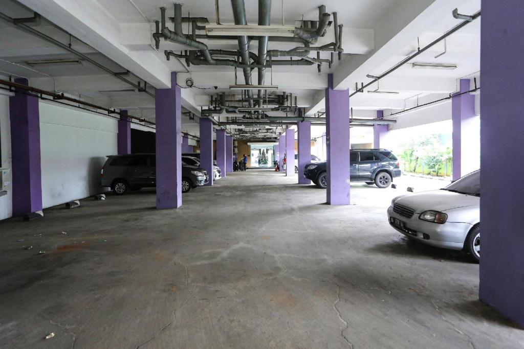 Fotografie z fotogalerie ubytování Super OYO Townhouse OAK Hotel Fiducia Pondok Gede v destinaci Jakarta
