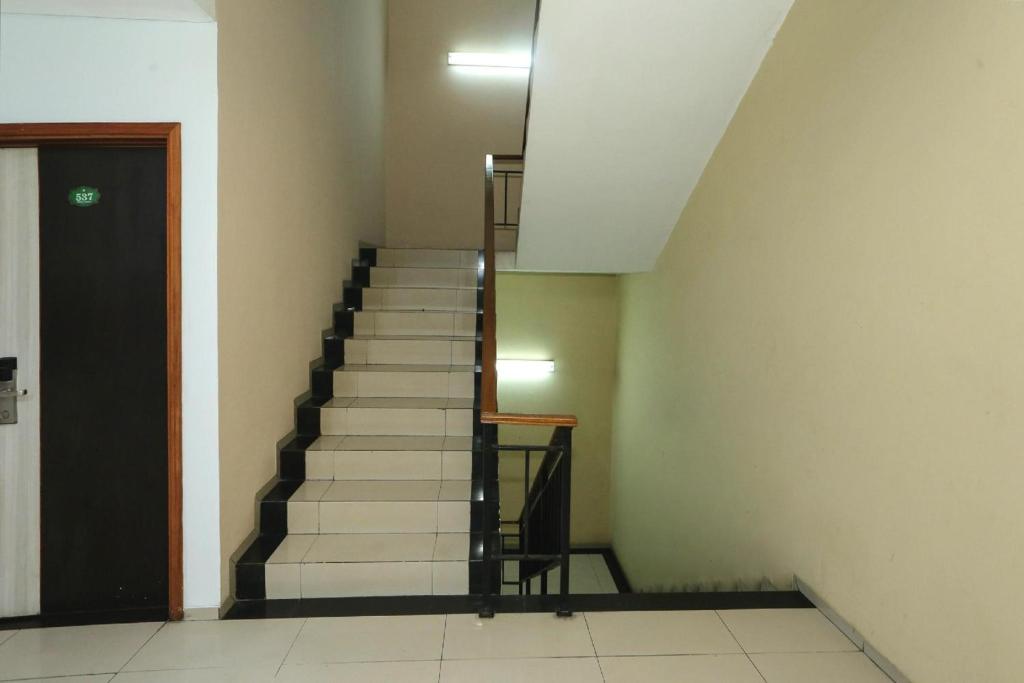 Fotografie z fotogalerie ubytování Super OYO Townhouse OAK Hotel Fiducia Pondok Gede v destinaci Jakarta