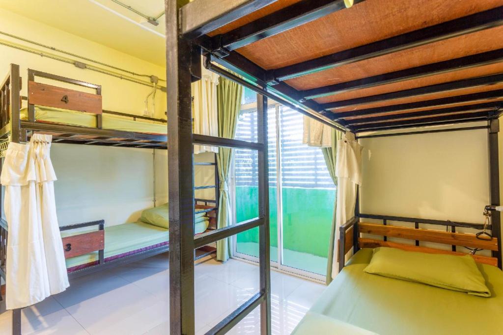 OYO 928 Leaf Hostel - Resim 22
