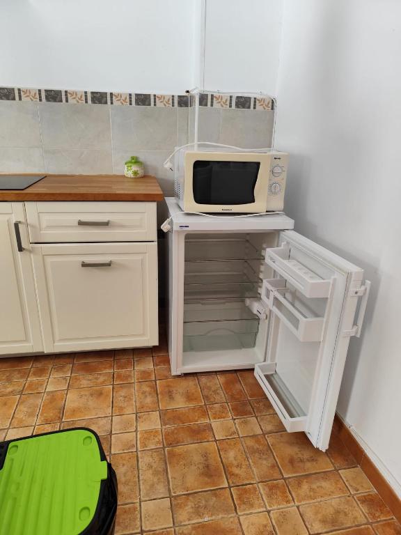 Zdjęcie z galerii obiektu Studio Tropical w mieście Cúllar-Vega