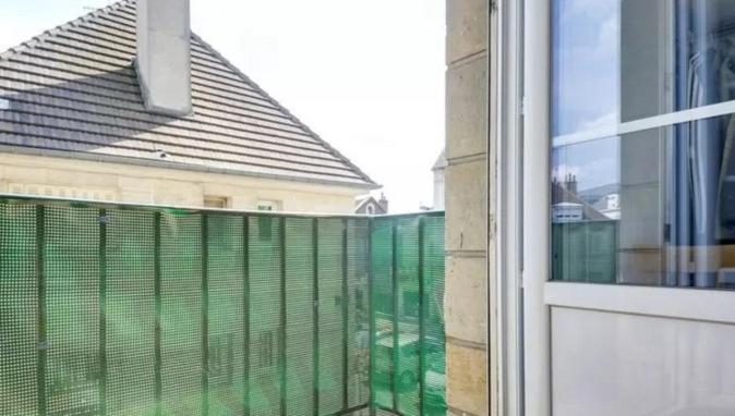 Chambres meublées chez l'habitant dans appartement proche gare sncf - Chambre Double Avec Salle De Bains Commune