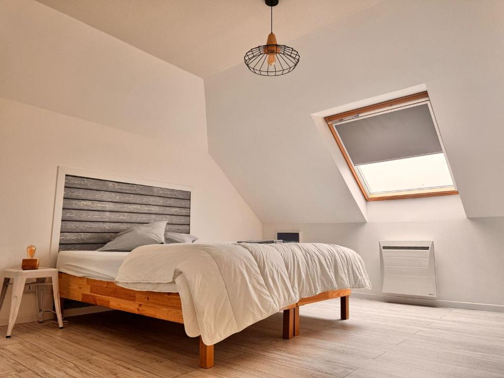 Posteľ alebo postele v izbe v ubytovaní Duplex Normandie, tout confort Saint Valery en Caux
