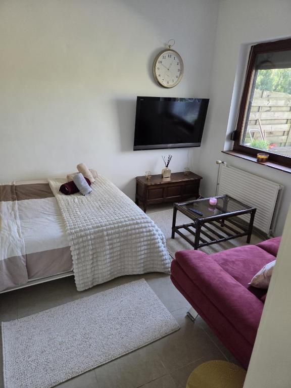 Postel nebo postele na pokoji v ubytování Studio cozy avec terrasse