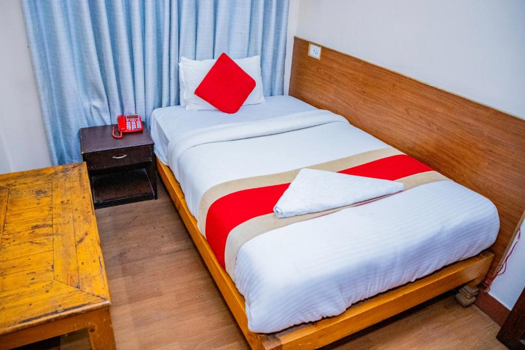 Postel nebo postele na pokoji v ubytování Great Doors Thamel
