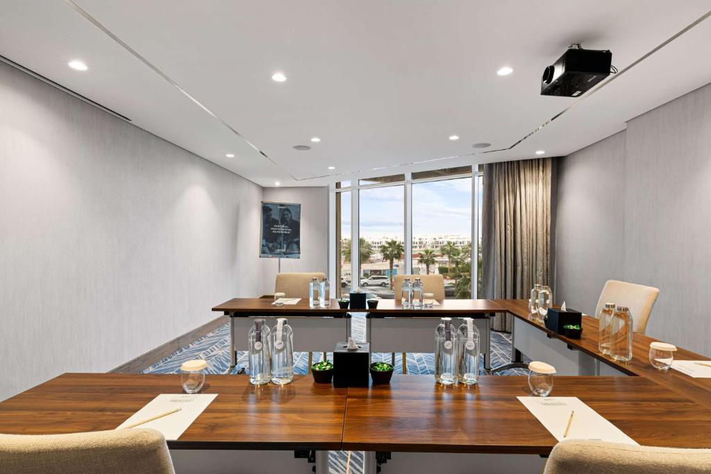 Fotografie z fotogalerie ubytování Radisson Dubai Damac Hills v Dubaji