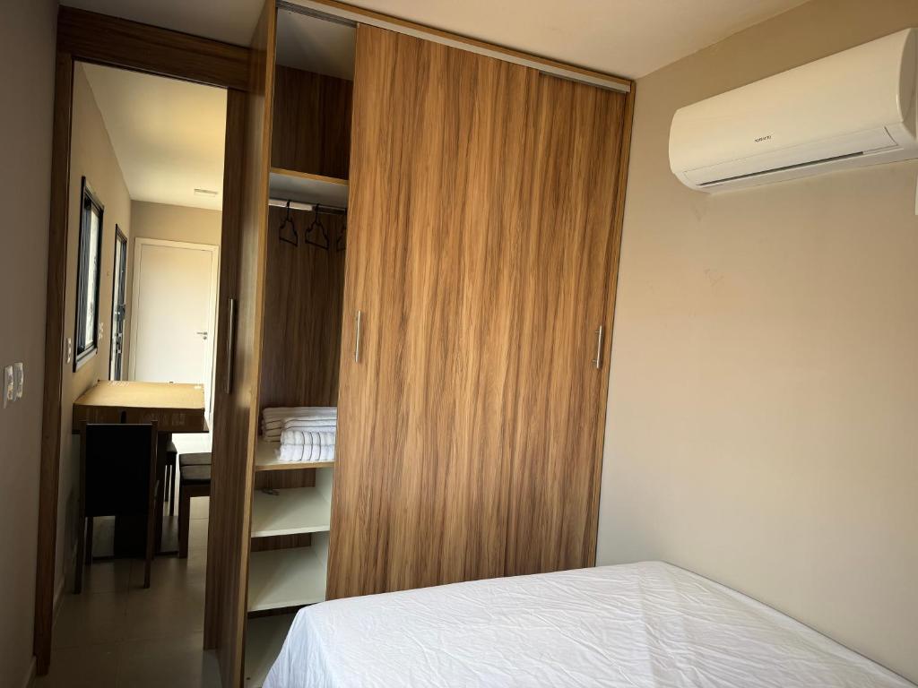 Postel nebo postele na pokoji v ubytování Contêiner Adorável Confortável!