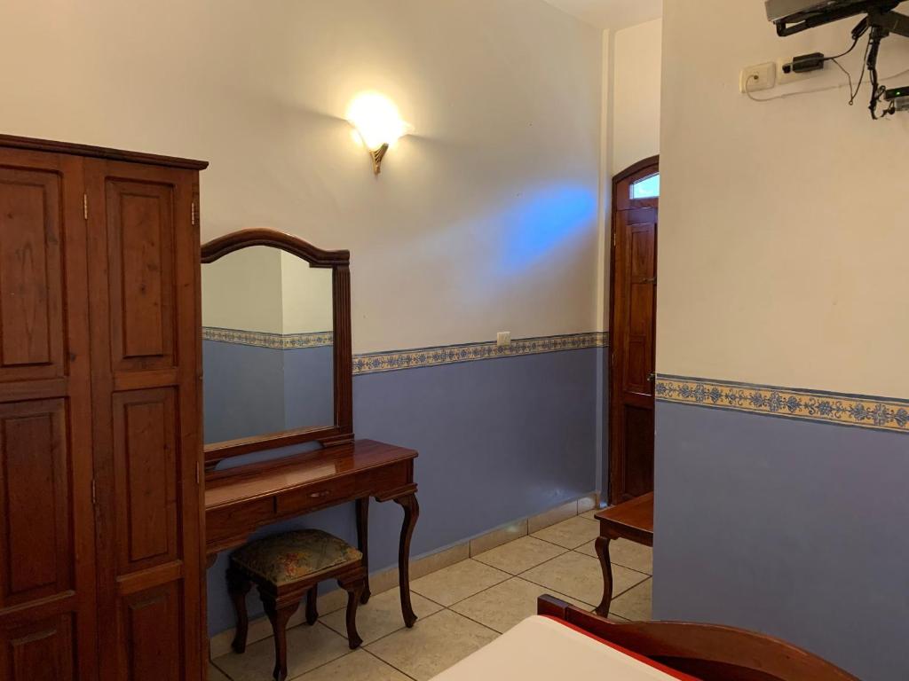 Fotografie z fotogalerie ubytování OYO Hotel Real de Cortés v destinaci Xalapa