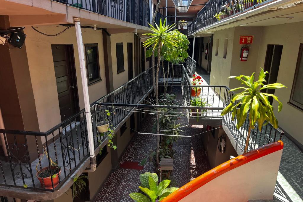 Balkón nebo terasa v ubytování OYO Hotel Linda
