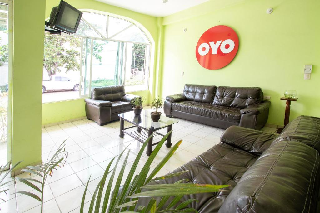 Posezení v ubytování OYO Hotel Estacion,José Cardel,Parque Central Revolución