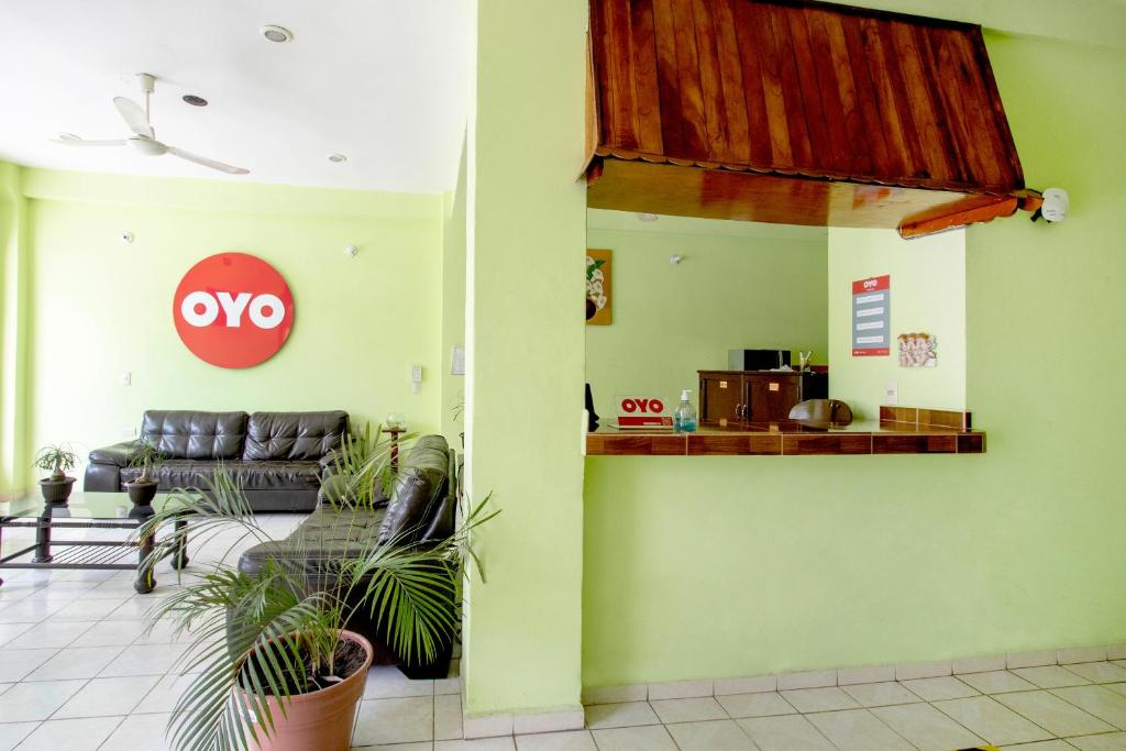 Posezení v ubytování OYO Hotel Estacion,José Cardel,Parque Central Revolución