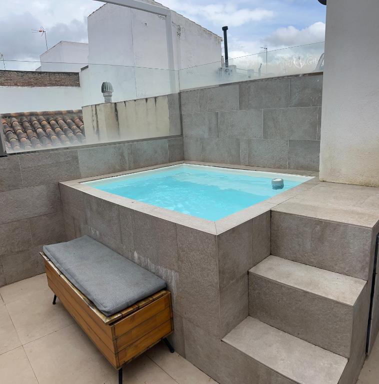 Basen w obiekcie Komodo Gran Poder - Penthouse with Private Pool and Cozy twin bedroom central Apartment lub w pobliżu