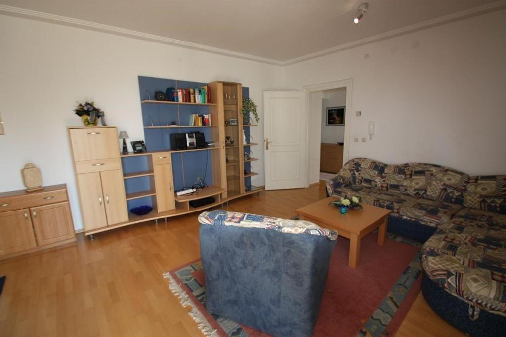 Fotografie z fotogalerie ubytování Two-Bedroom Apartment in Crikvenica VI v destinaci Sopaljska