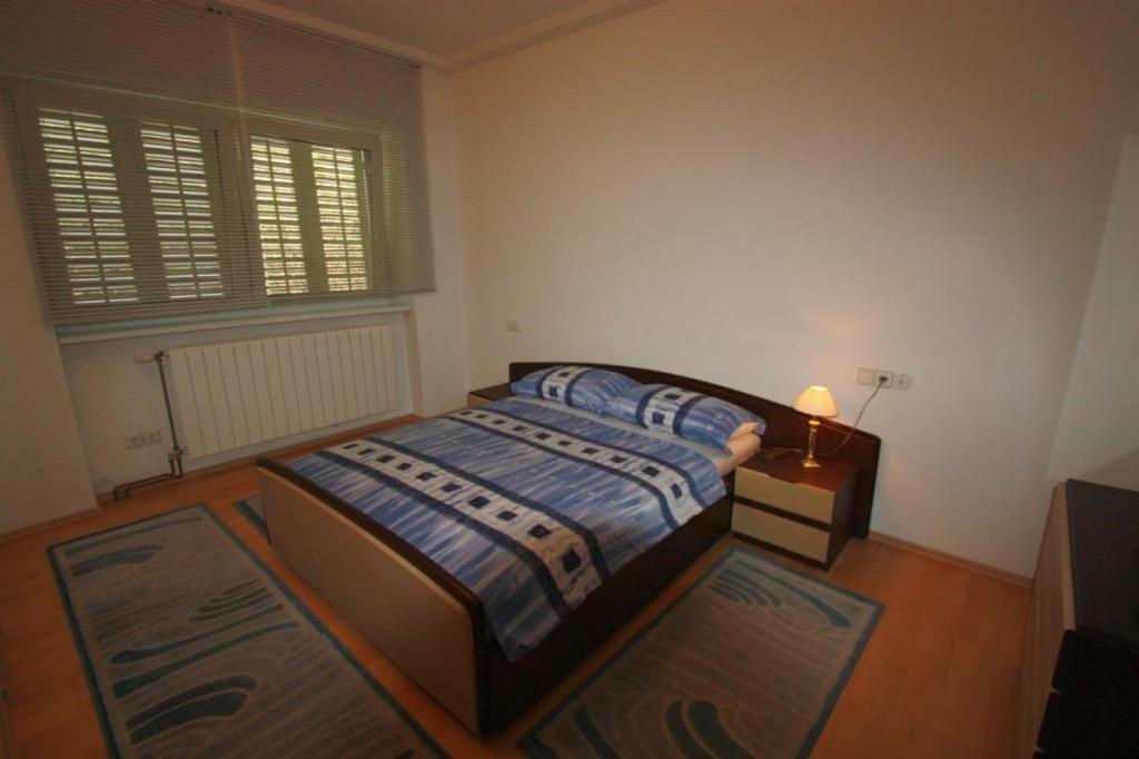 Fotografie z fotogalerie ubytování Two-Bedroom Apartment in Crikvenica VI v destinaci Sopaljska