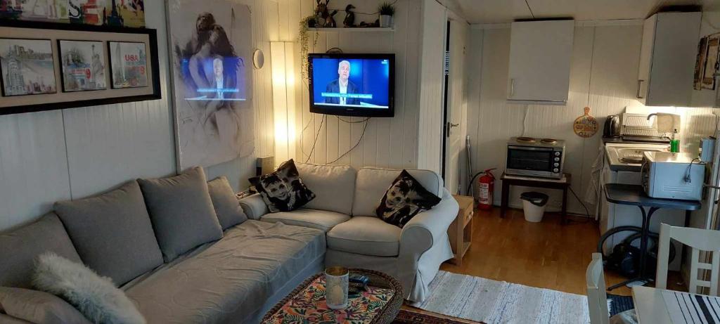 Kuchyň nebo kuchyňský kout v ubytování Ålesund New Guesthouse